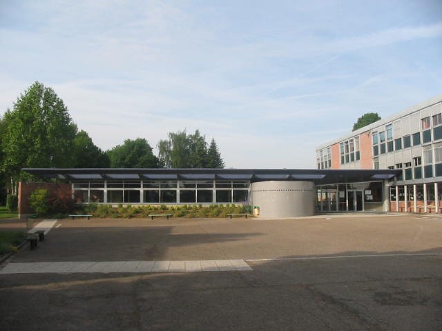 Collège – Commune de LanguevoisinQuiquery